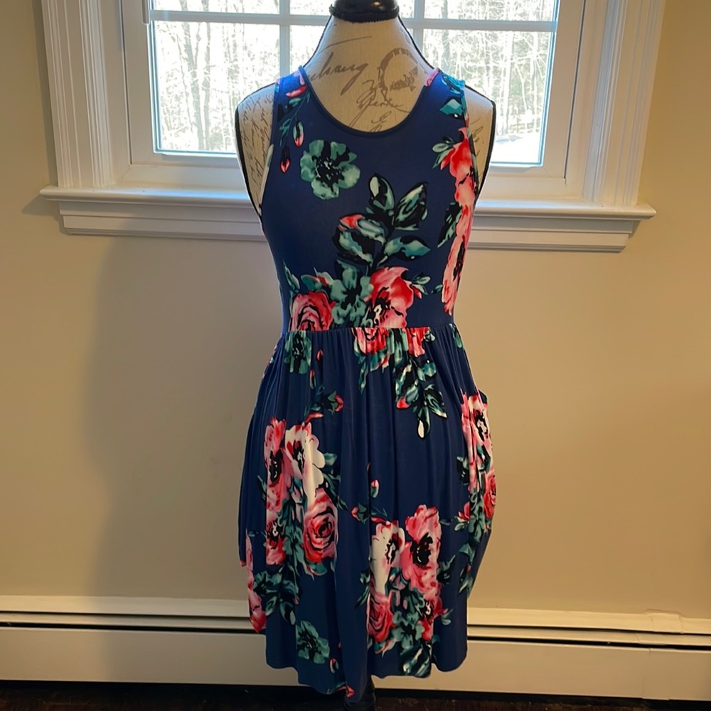 Blue soft floral dress with pockets size medium